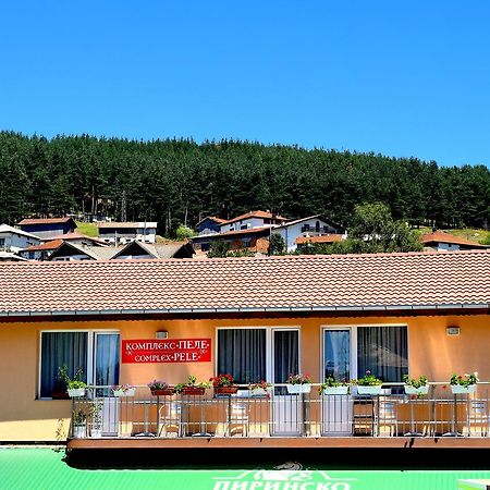 Hotel Complex Pele Zmeitsa Esterno foto